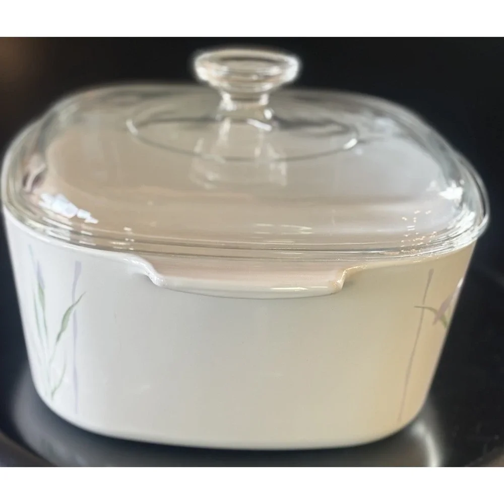 Vtg Corning Ware 3 Liter Shadow Iris Casserole Dish A-3-B wClear Pyrex Lid A-9-C